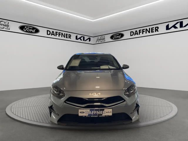Kia Ceed / cee'd