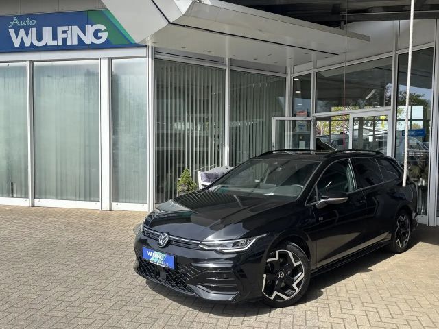 Volkswagen Golf 1.5eTSI R-Line ACC Kamera Navi Ambiente FPK 2025 Benzine