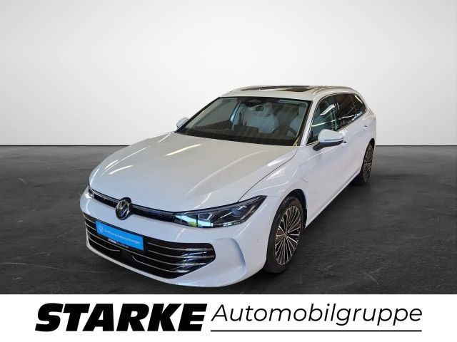 Volkswagen Passat Variant 1.5 TSI eHybrid DSG Elegance LED-Matrix Pano AH... 2025 Hybride / Benzine