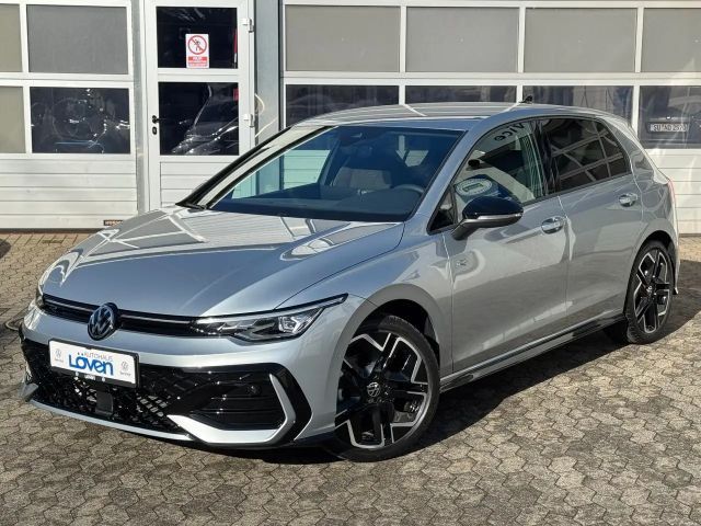 Volkswagen Golf VIII 1.5 TSI R-Line|Black|LED+|Kamera|AppCo 2025 Benzine