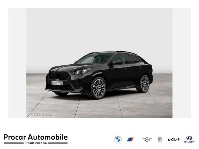 BMW X2 sDrive18d M Sport HUD PANO AHK 360°KAM RFK 2024 Diesel