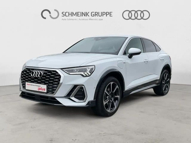 Audi Q3 S line 45 TFSI e MEMORY KAMERA 2022 Hybride / Benzine