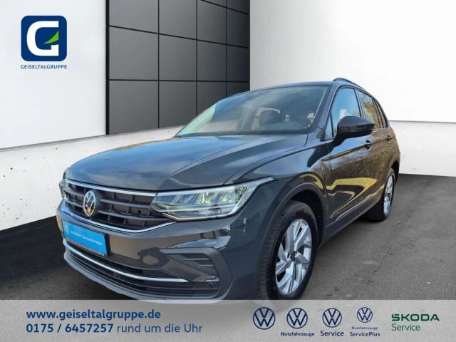 Volkswagen Tiguan 1.5 TSI Life *LED*PDC*SHZ*LENKRAD BEH.*KLAPPE EL.*APP-CONNECT* 2024 Benzine
