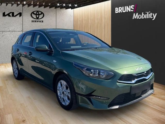 Kia Ceed / cee'd