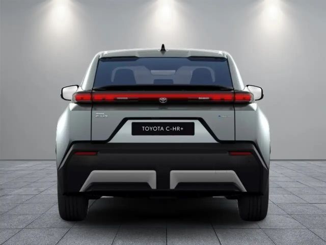 Toyota C-HR+