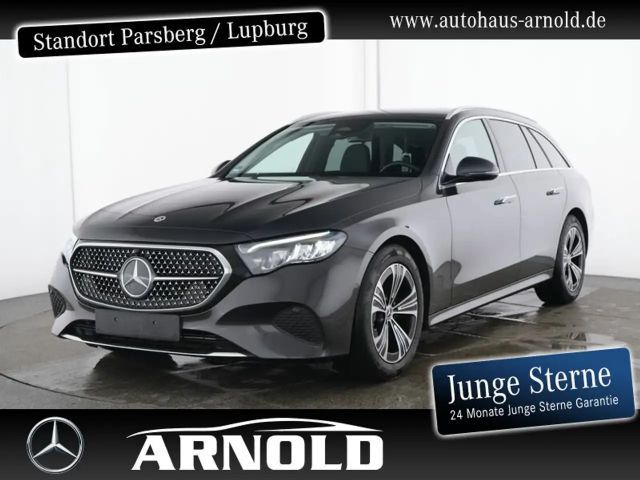 Mercedes-Benz E 200 E 200 T Avantgarde Distr 18"-LMR Kamera Totw LED 2024 Benzine
