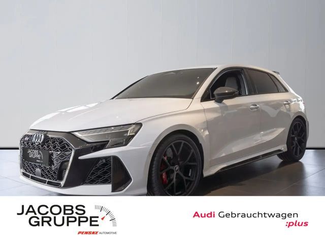 Audi RS3 Sportback 2.5 TFSI quattro Sportabgas/Schalensitze/Dynamik/Matrix/ 2026 Benzine