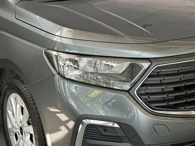Ford Grand Tourneo