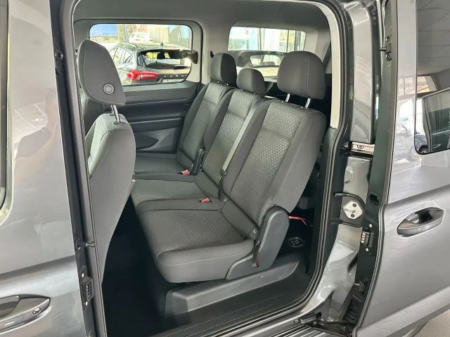 Ford Grand Tourneo