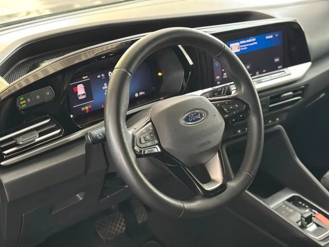 Ford Grand Tourneo