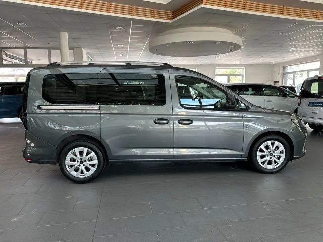Ford Grand Tourneo