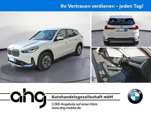 BMW iX1 xDrive30 Adaptives Fahrwerk Sitzhzg. Vorn 2022 Elektrisch