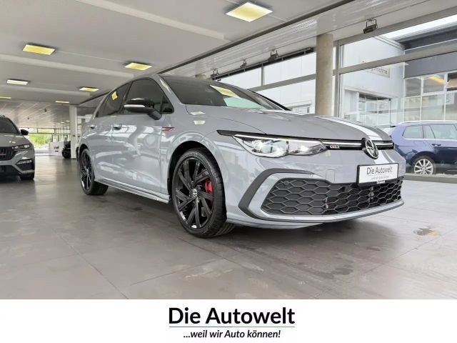 Volkswagen Golf VIII Lim. GTI 2.0 TSI DSG NAVI LED ACC PDC Klima 2022 Benzine