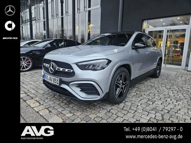 Mercedes-Benz GLA 200 GLA 200 AMG Special Edition Pano AHK LED 360° 2025 Benzine