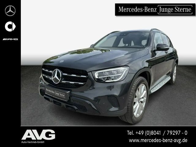 Mercedes-Benz GLC 300 GLC 300 e 4M Memory LED Night Kamera 19"Alu MBUX 2021 Hybride / Benzine