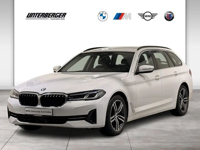 BMW 520 d Touring AHK ACC RFK HUD HK Laser 2021 Diesel