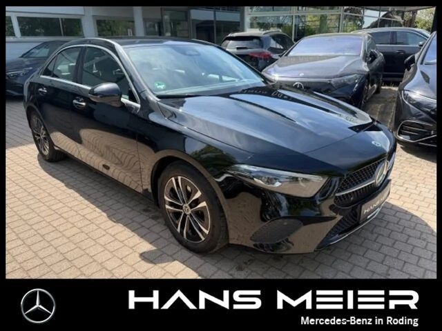 Mercedes-Benz A 180 A 180 Limousine Progressive/Navi/Distronic/Autom 2024 Benzine
