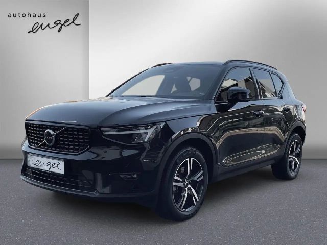 Volvo XC40 Plus Dark 2WD,KLIMA,ACC,NAVI,SD,LED 2023 Benzine