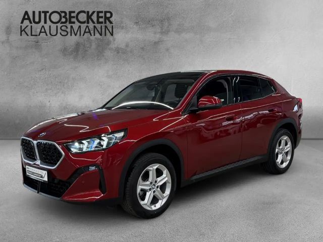 BMW X2 sDrive20i AUTOMATIK 18''NAVI LED ALARM AHK PANO PA 2025 Benzine