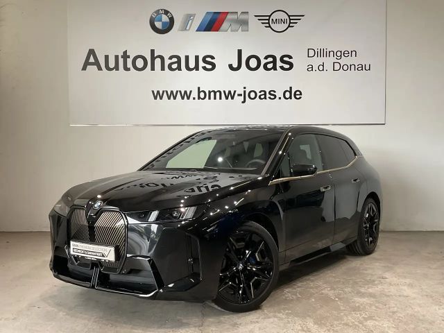 BMW iX xDrive60 M Sportpaket, Luftfederung, Sitzbelüftung 2025 Elektrisch