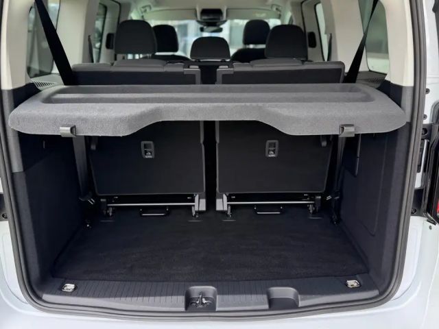 Ford Grand Tourneo