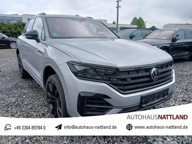 Volkswagen Touareg R-Line 4Motion 3.0 TSI Matrix Pano AHK 2022 Benzine