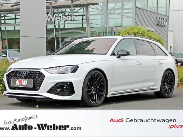 Audi RS4 Avant TFSI qu KERAMIK PANO B&O 280km/h 2023 Benzine