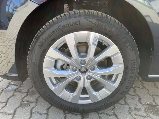 Ford Grand Tourneo