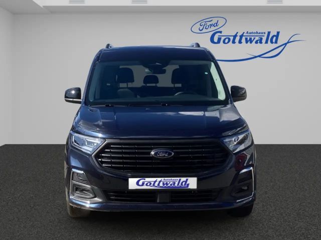 Ford Grand Tourneo