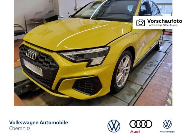 Audi A3 45 1.4 TFSI e S line*Matrix LED* 2022 Hybride / Benzine