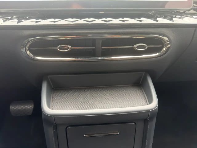 JAC E30X