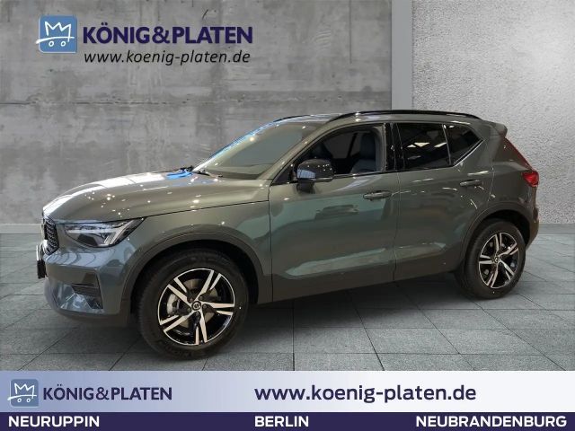 Volvo XC40 B3 2WD Plus Dark (EURO 6e) Klima Leder 2026 Benzine