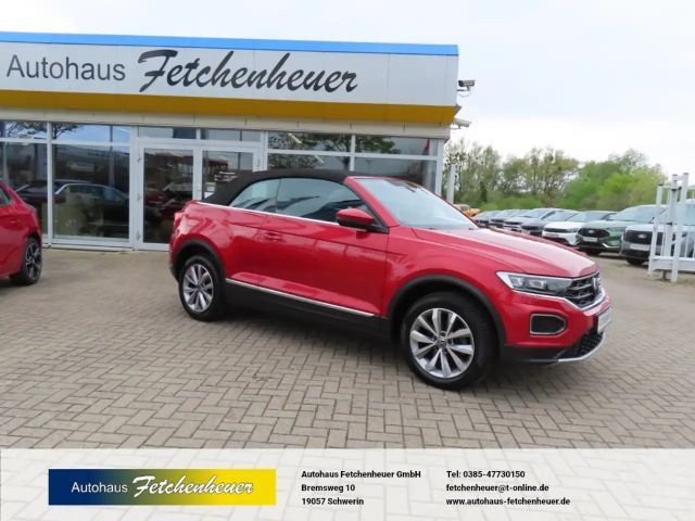 Volkswagen T-Roc Cabrio Style  NAVI+LED+SHZ+ACC+PDC+GJR+AHK 2021 Benzine