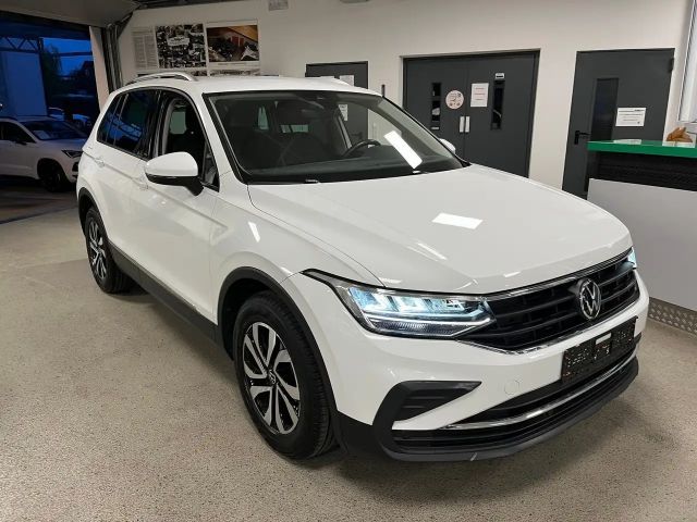 Volkswagen Tiguan Active 2022 Benzine