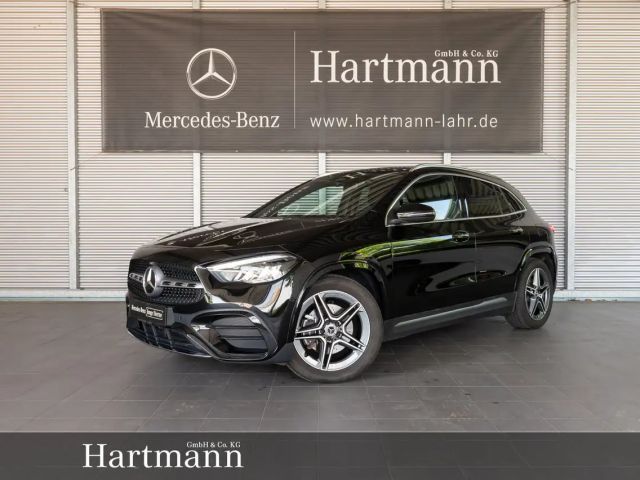 Mercedes-Benz GLA 220 GLA 220 4MATIC AMG AHK KeylGo Klimaautomatik LED 2024 Benzine