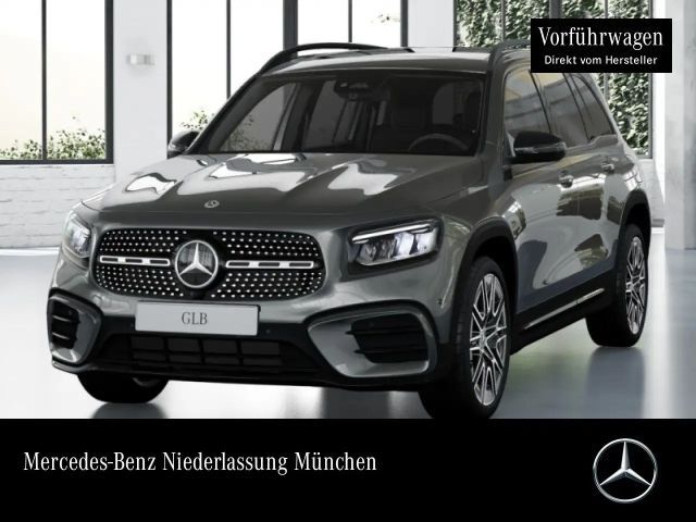 Mercedes-Benz GLB 220 4M AMG+NIGHT+PANO+AHK+LED+KAMERA+TOTW+8G 2026 Benzine