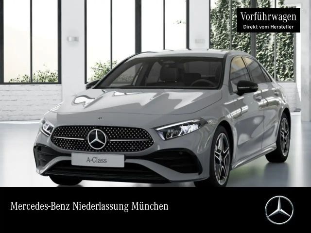 Mercedes-Benz A 200 Lim AMG+NIGHT+AHK+LED+STHZG+KAMERA+TOTW+7G 2025 Benzine