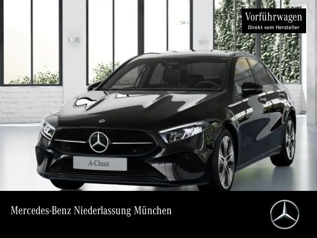 Mercedes-Benz A 200 Lim PROGRESSIVE+NIGHT+AHK+LED+STHZG+KAMERA 2025 Benzine