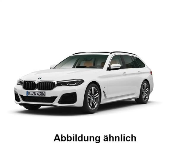 BMW 520 d xDrive M Sport touring/HUD/StHZG/Panodach 2021 Diesel