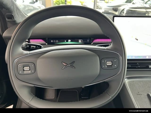 Xpeng P7