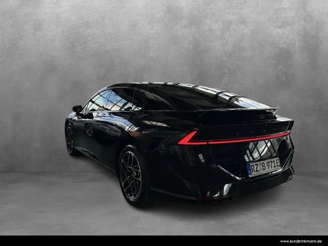 Xpeng P7