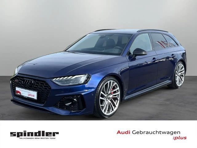 Audi RS4 TFSI quattro/ Vmax280, Pano, B&O, HuD 2023 Benzine