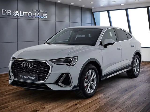Audi Q3 2023 Benzine