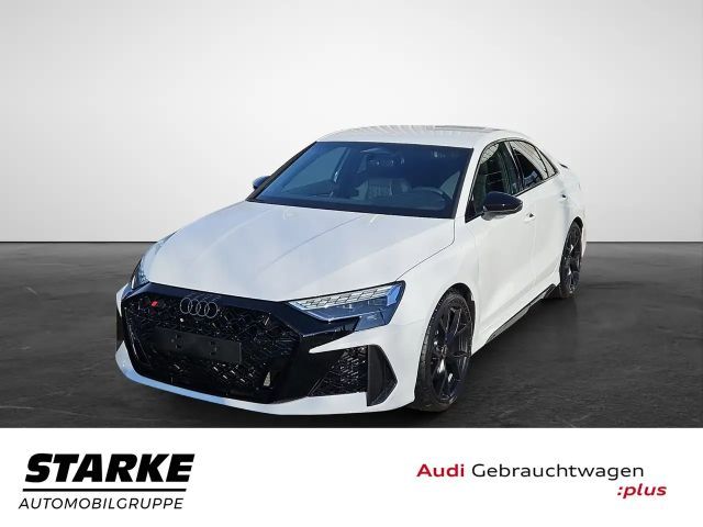 Audi RS3 RS 3 Limousine S tronic quattro 2026 Benzine