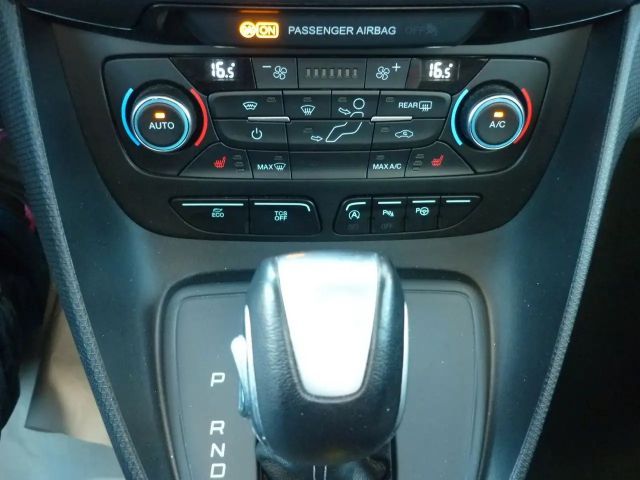 Ford Grand Tourneo