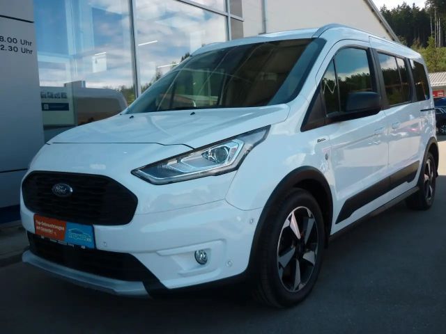 Ford Grand Tourneo