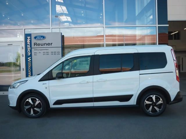 Ford Grand Tourneo