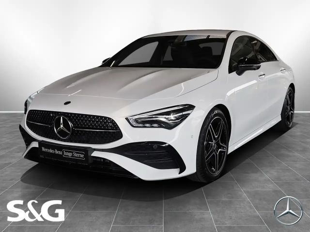 Mercedes-Benz CLA 200 Coupé Edition AMG NIGHT+360°+DISTRONIC 2025 Benzine