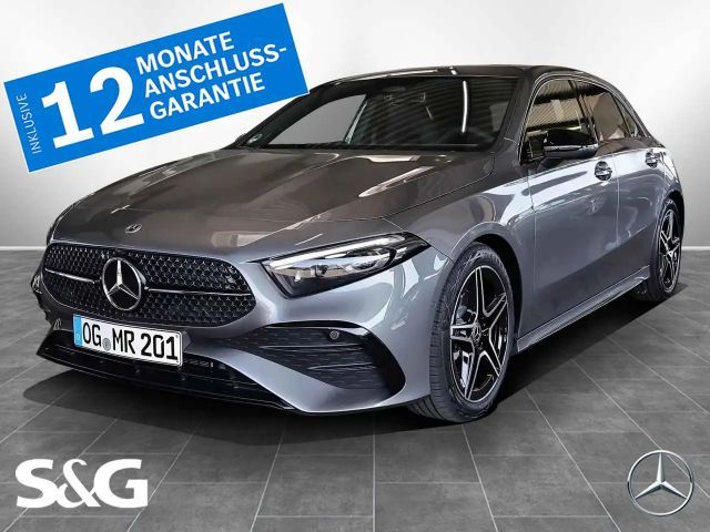 Mercedes-Benz A 200 AMG MBUX+RüKam+M-LED+Night+Totwink+Distron 2025 Benzine