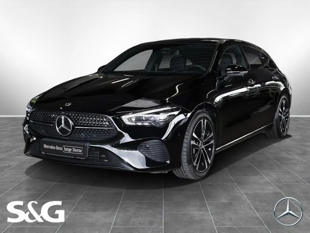 Mercedes-Benz CLA 180 Edition DISTRO+MEMORY+18" 2024 Benzine